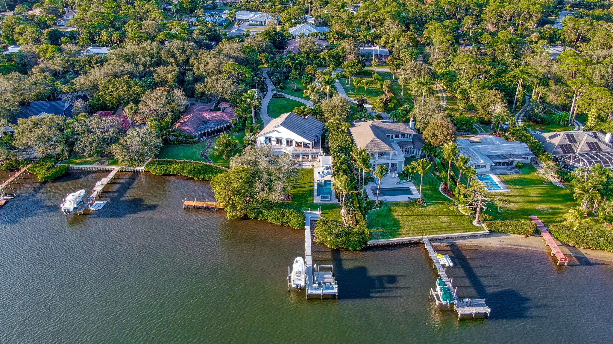PENNOCK POINT - Residential