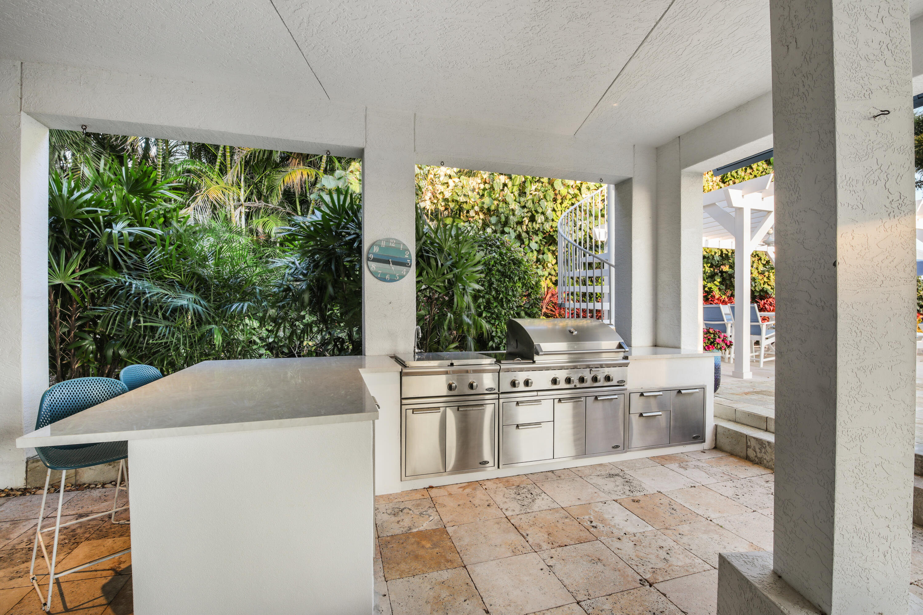 PENNOCK POINT - Residential