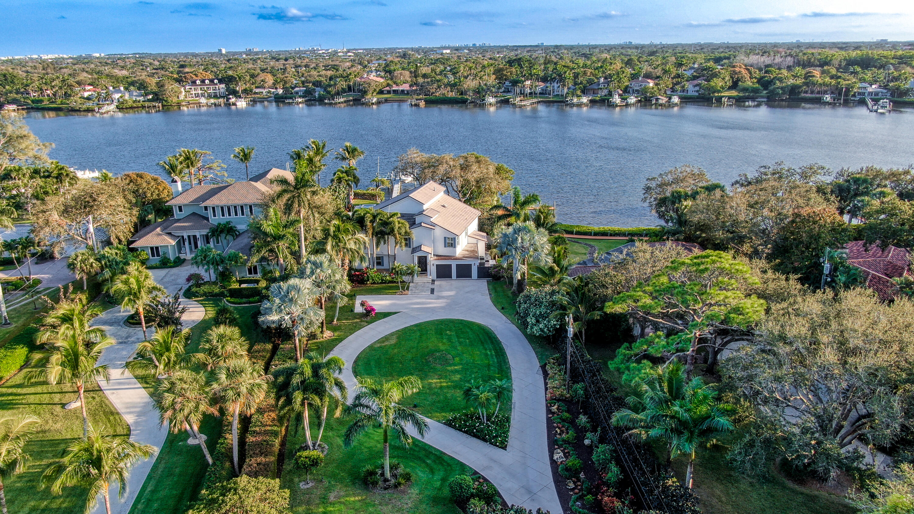 PENNOCK POINT - Residential