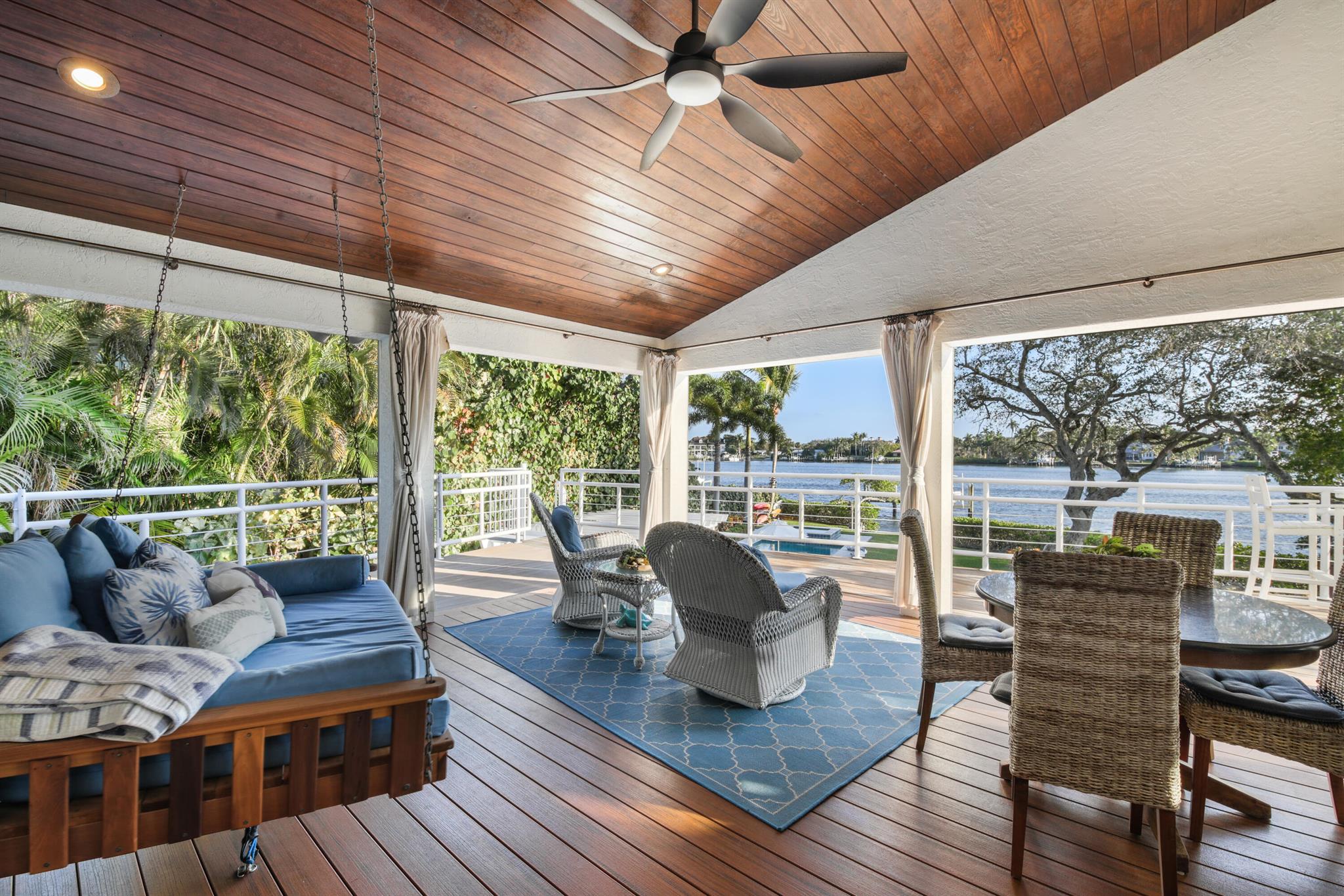 PENNOCK POINT - Residential