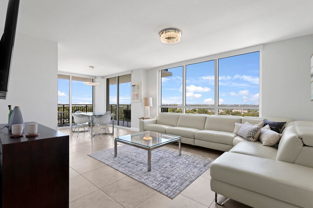 Photo of 610 W Las Olas Boulevard #813n, Fort Lauderdale, FL 33312 (MLS # R10990910)