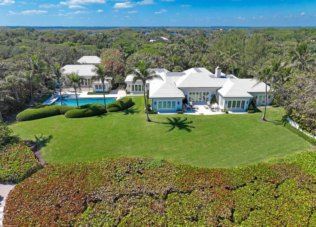 Photo of 245 S Beach Road, Jupiter Island, FL 33455 (MLS # R11139461)