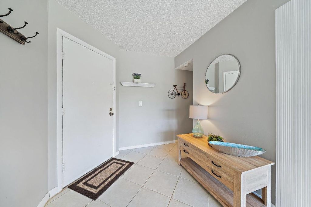 Photo of 1605 S Us Highway 1 #V2-102, Jupiter, FL 33477 (MLS # R10971210)