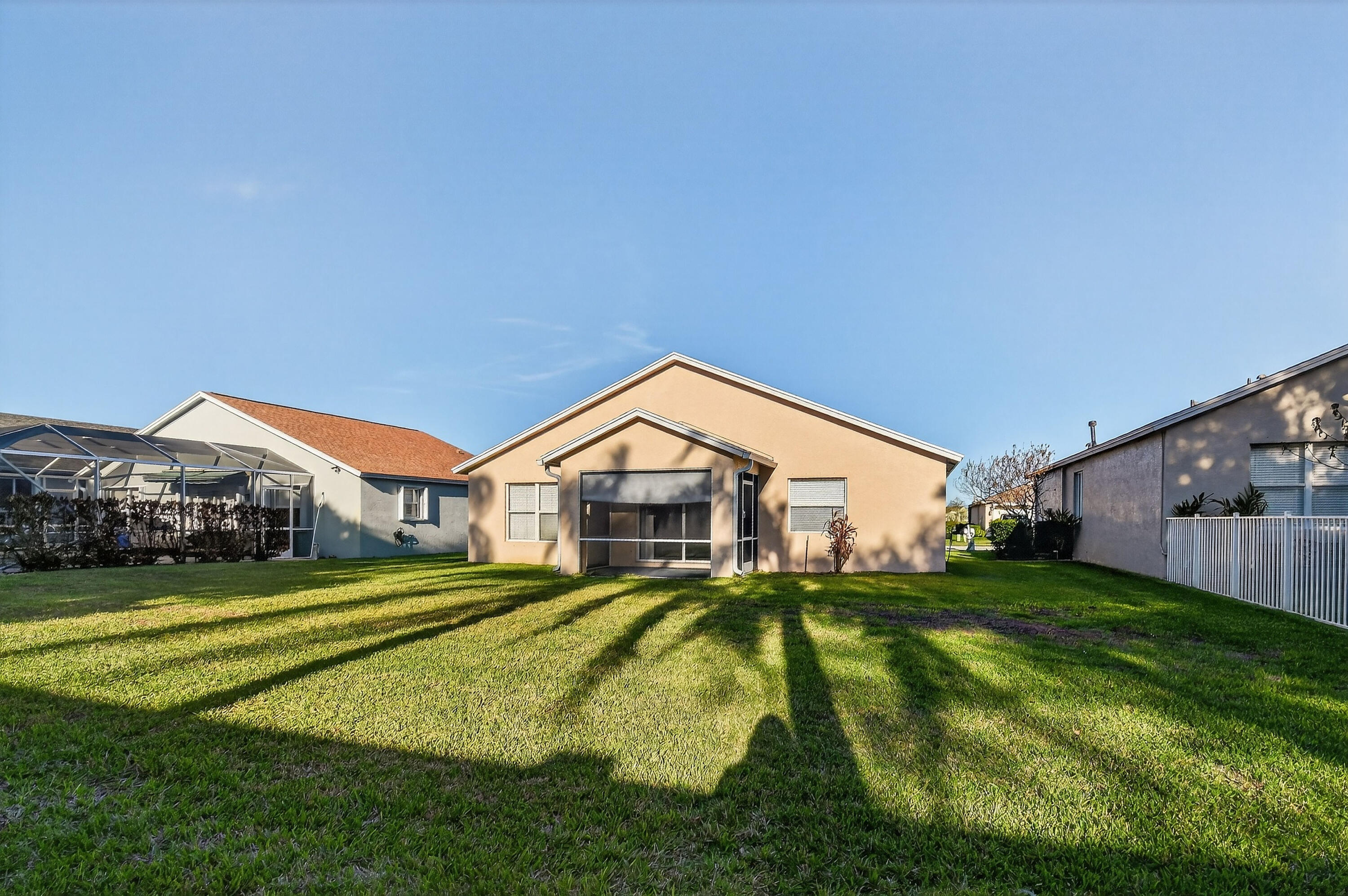 LAKEFOREST - Residential Lease