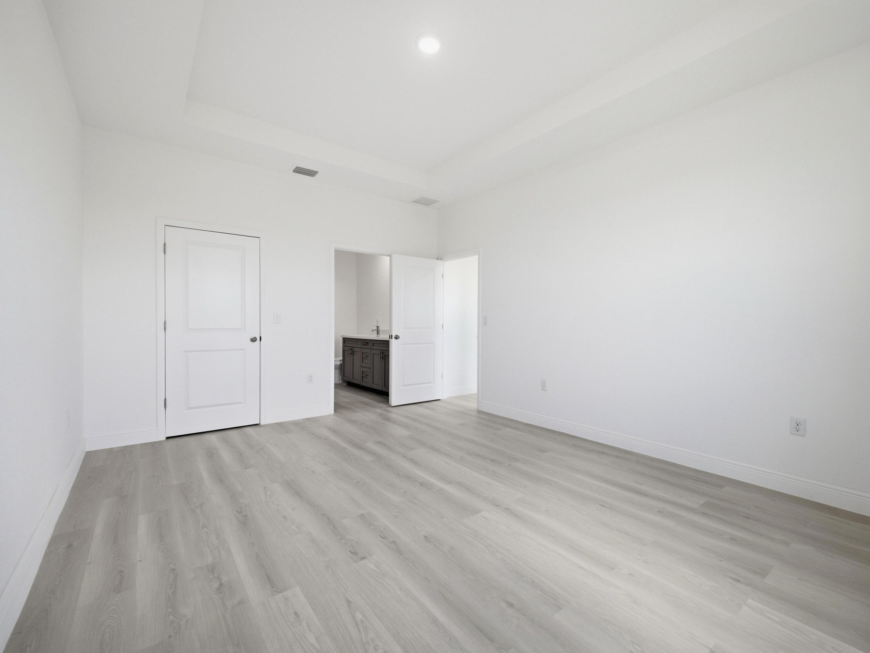 PT LABELLE UNIT 2 - Residential