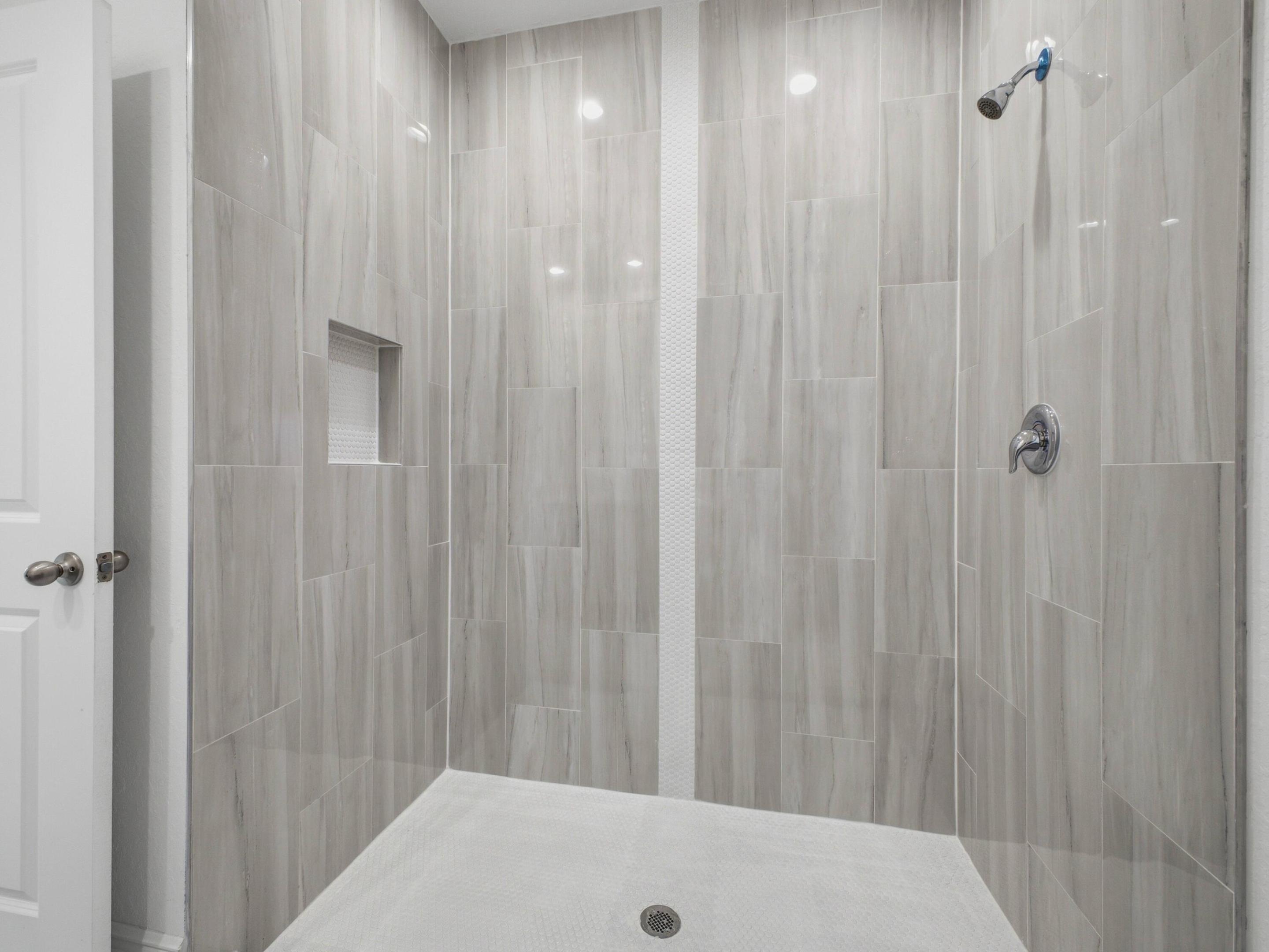 PT LABELLE UNIT 2 - Residential