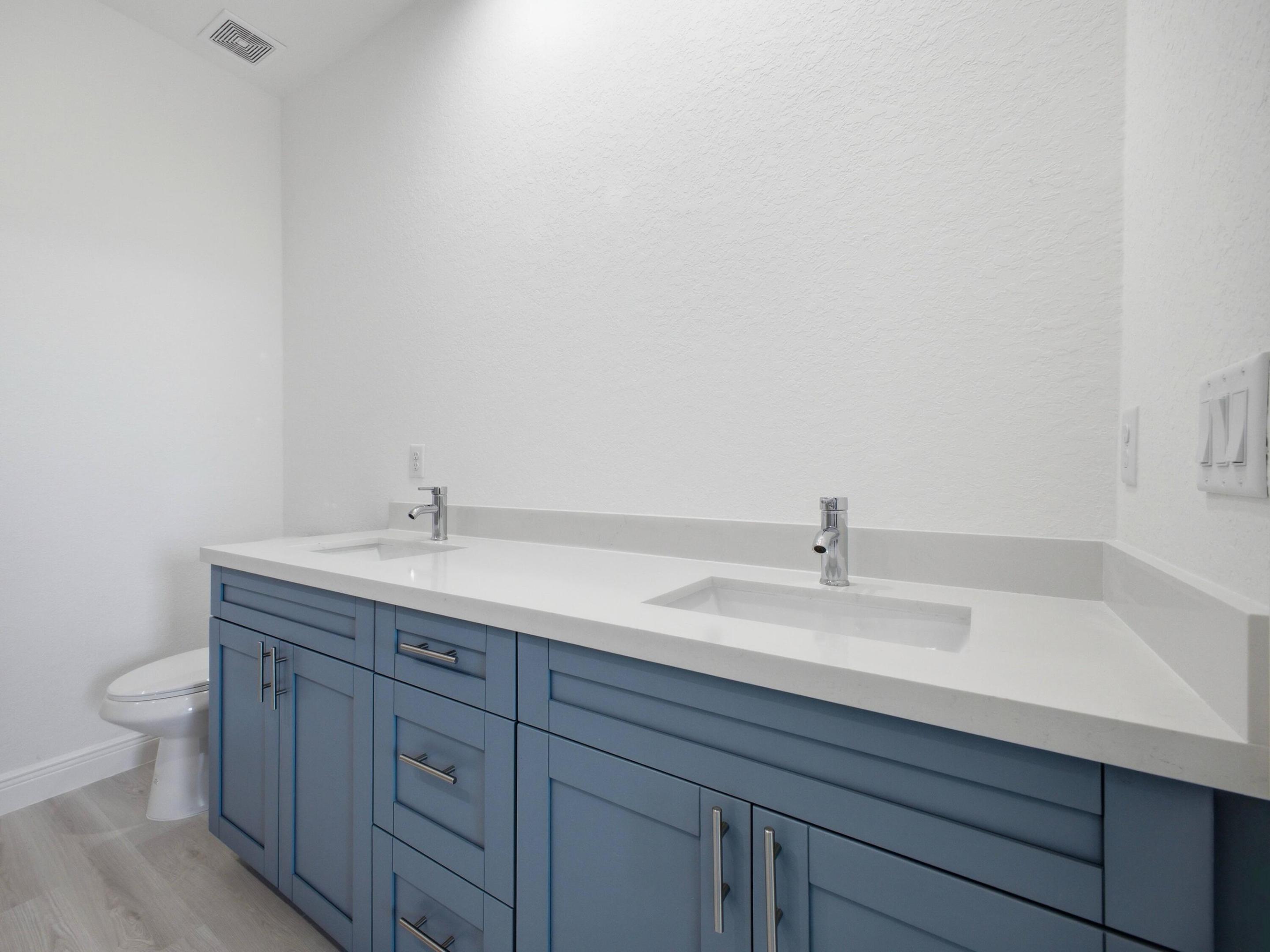 PT LABELLE UNIT 2 - Residential