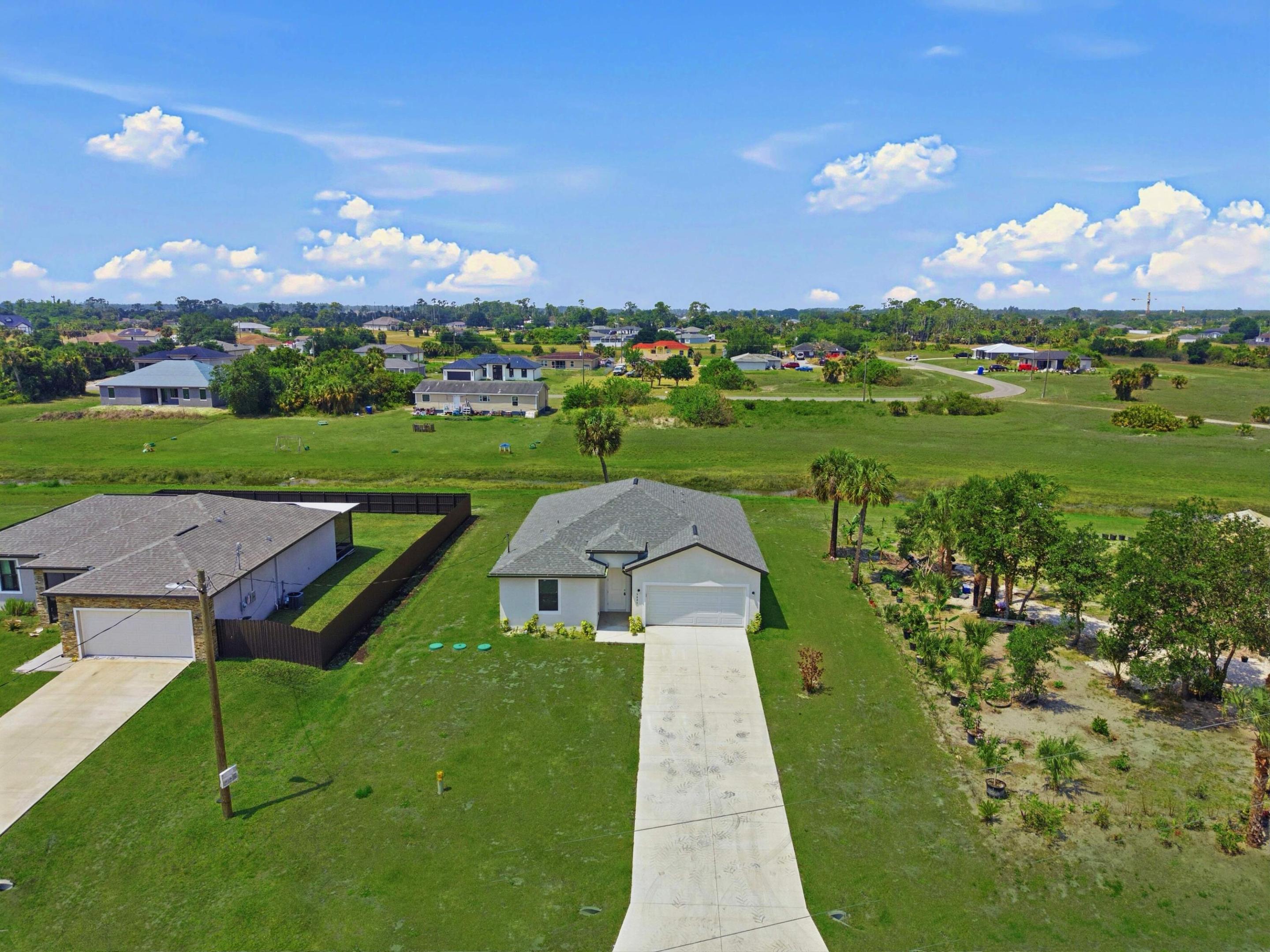 PT LABELLE UNIT 2 - Residential
