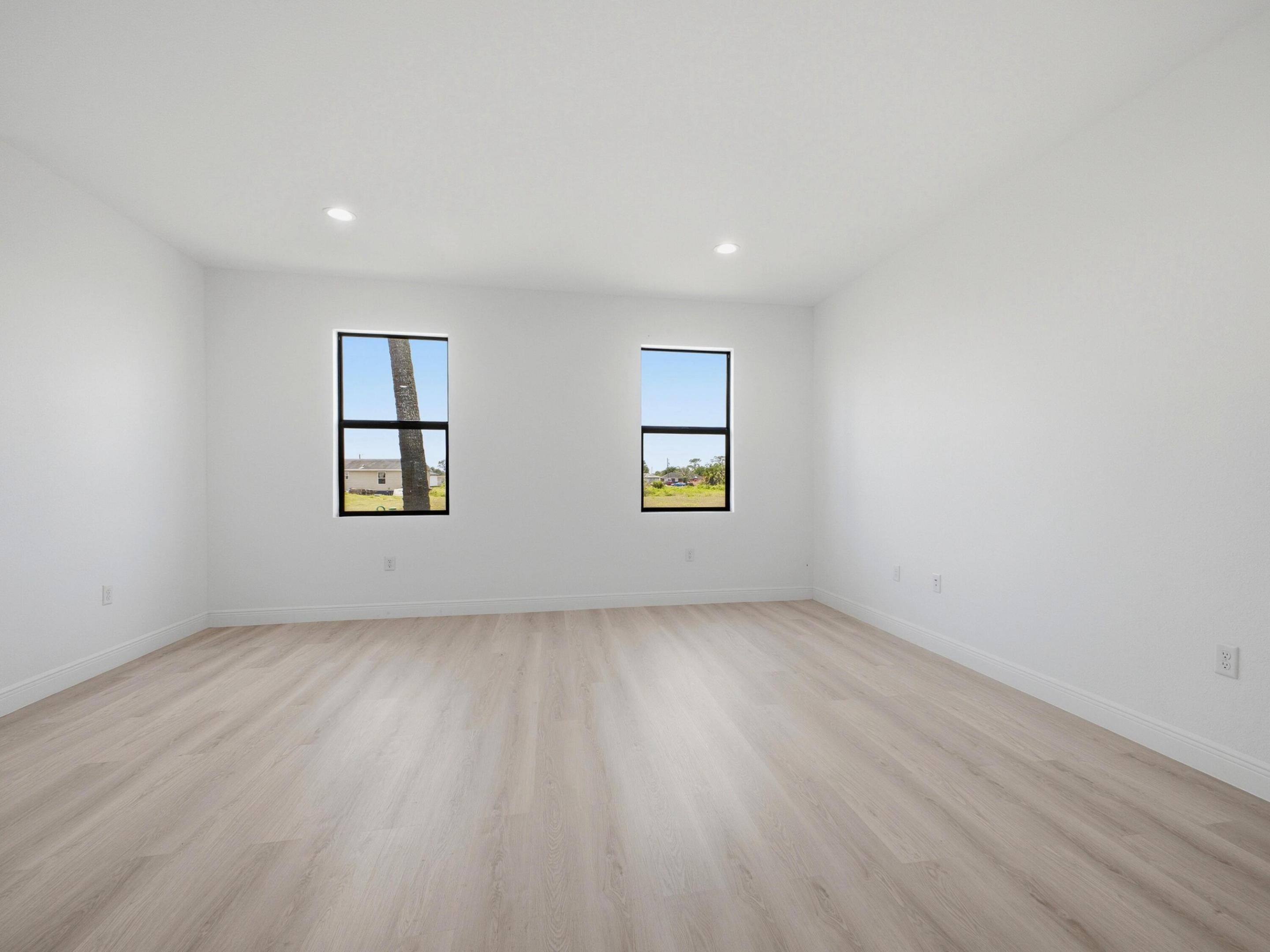 PT LABELLE UNIT 2 - Residential