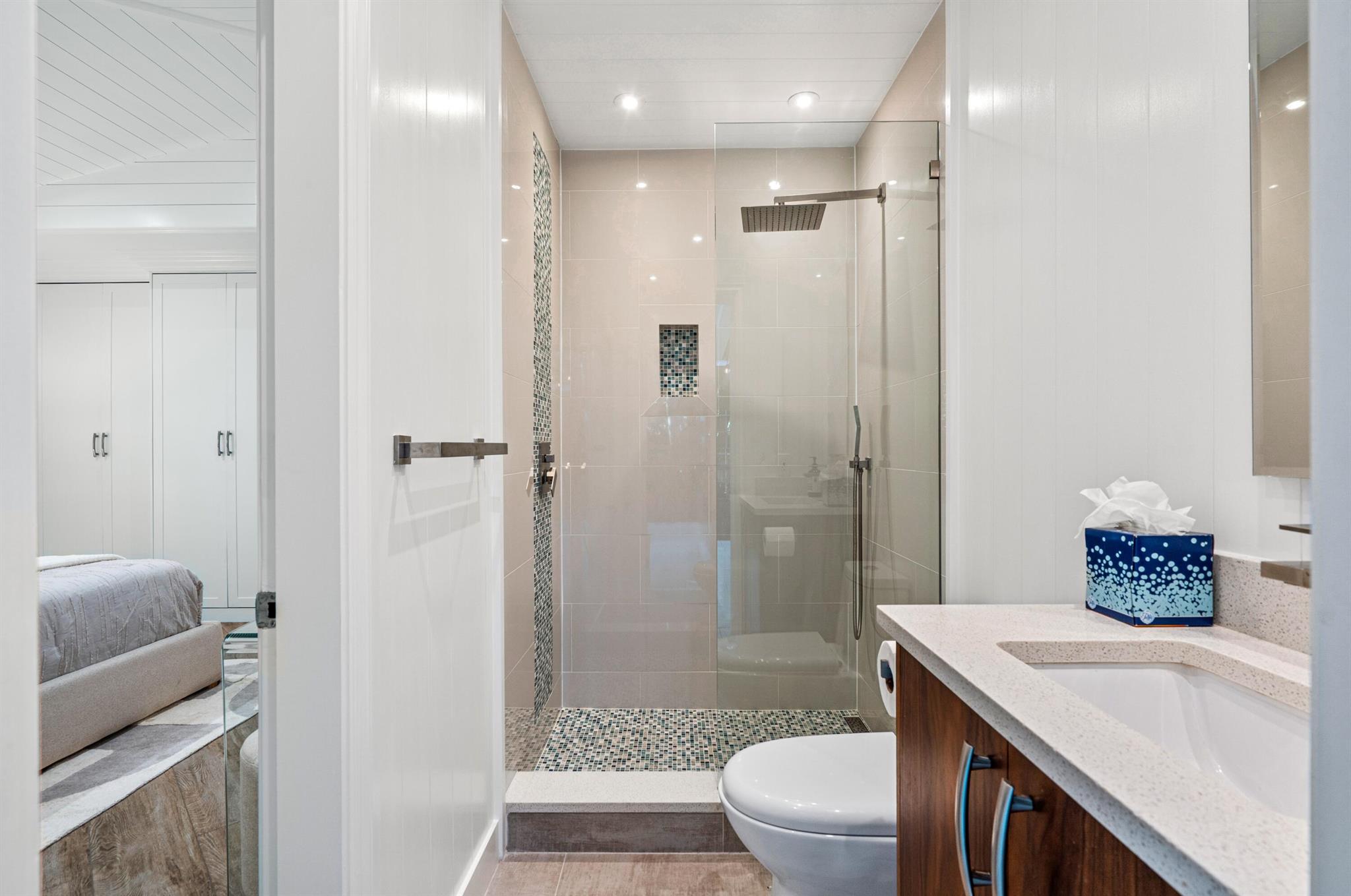 S/D OF 9-46-43 IN - Residential