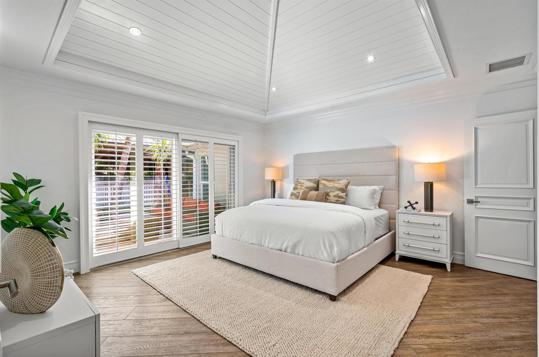 S/D OF 9-46-43 IN - Residential