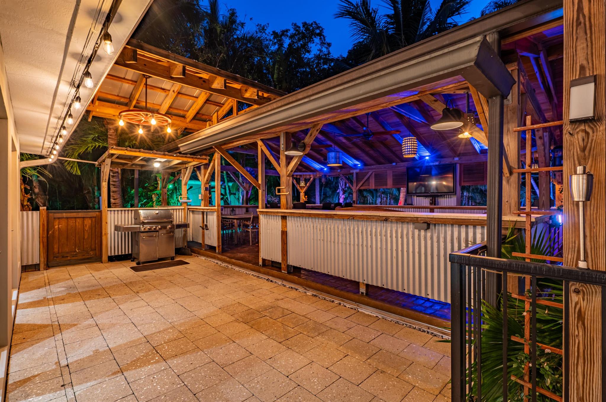 S/D OF 9-46-43 IN - Residential