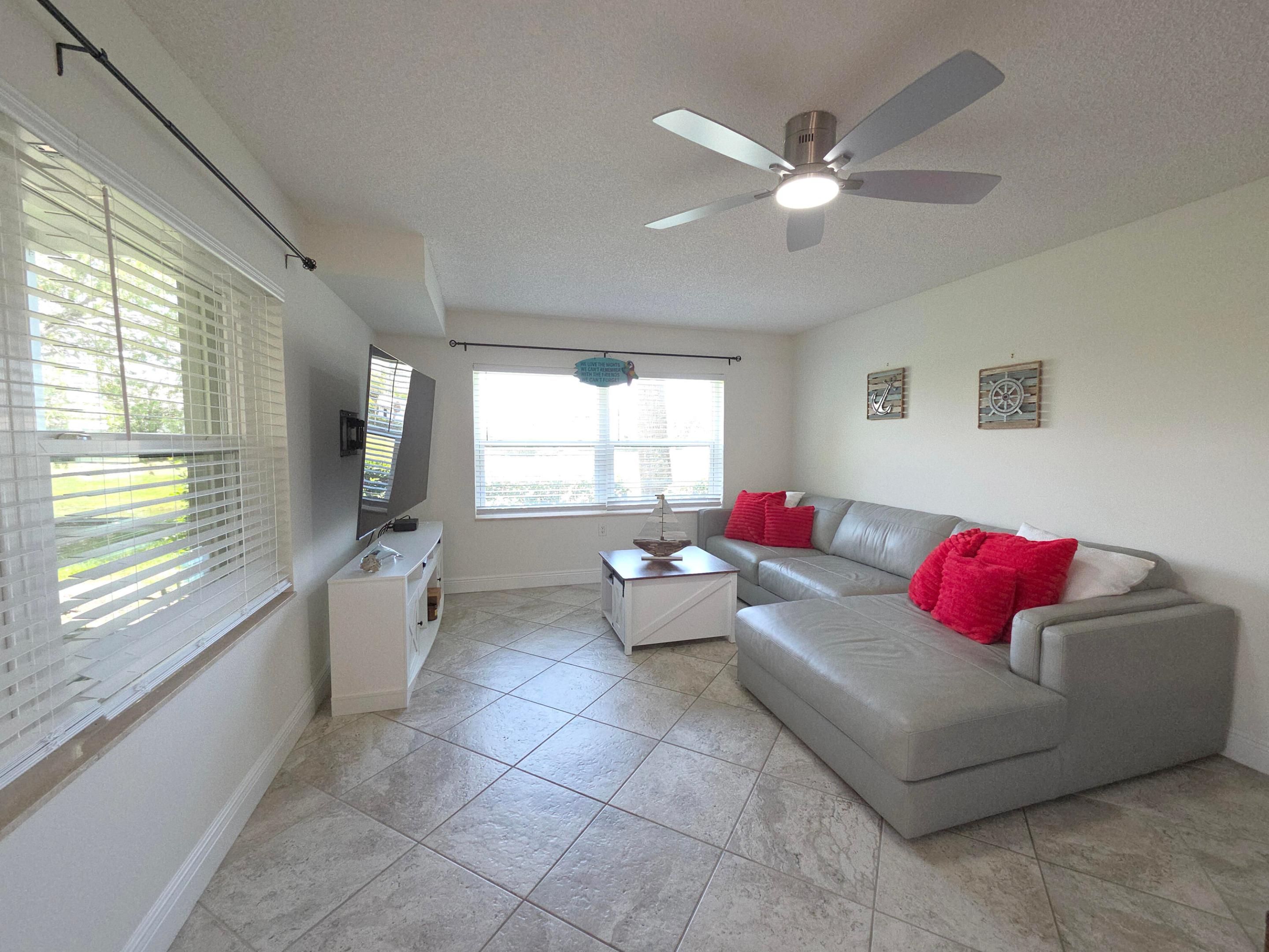 3391 SW Sunset Trace Circle