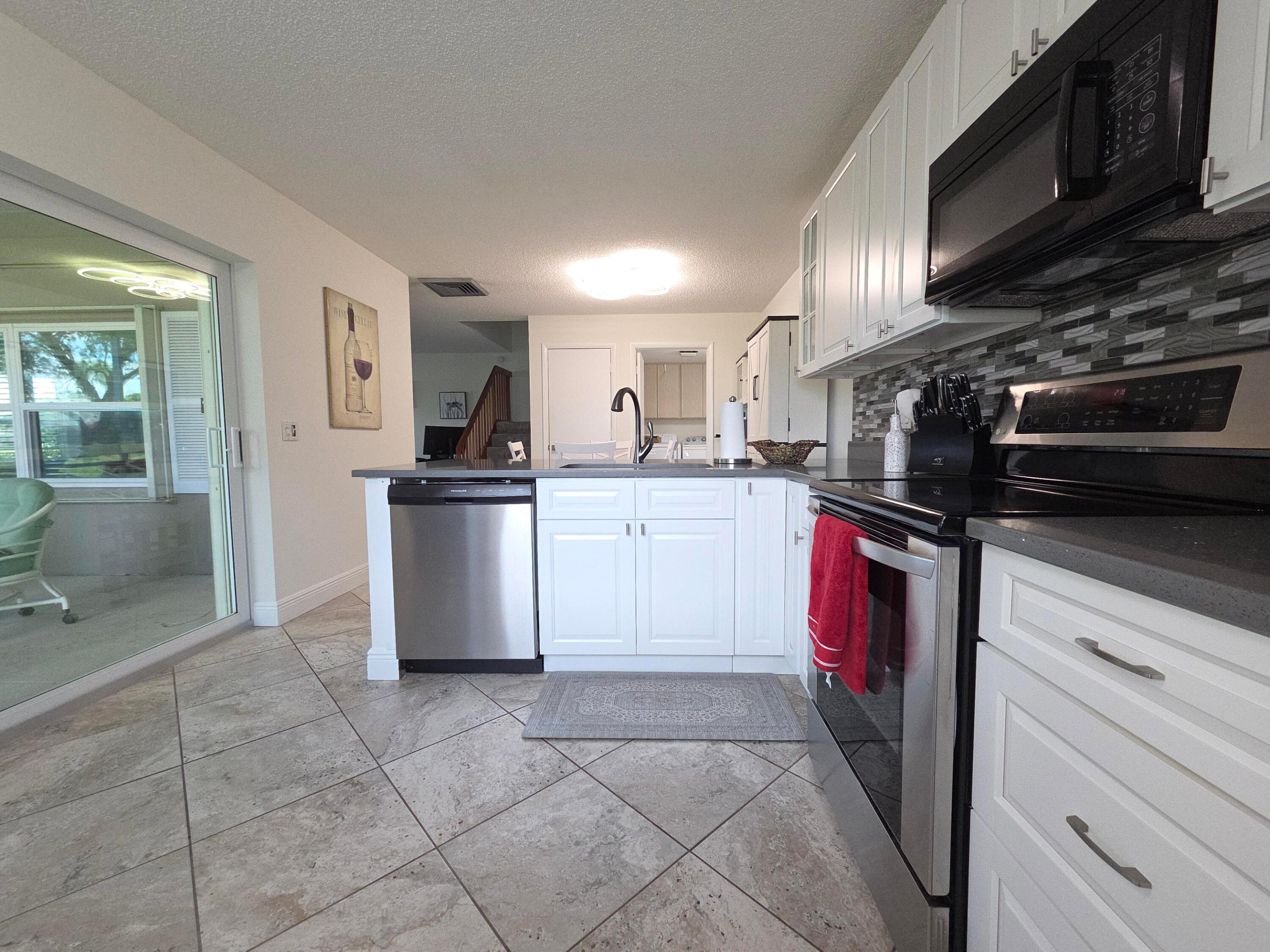 3391 SW Sunset Trace Circle