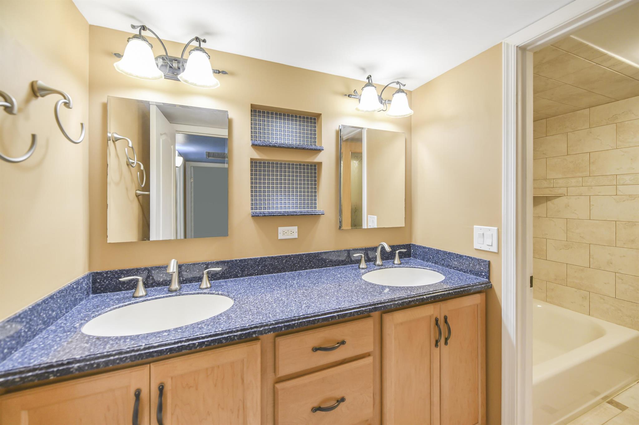 WOODLANDS OF PALM SPRINGS - Residential