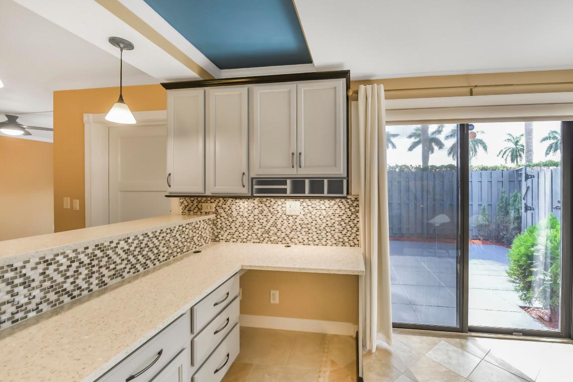 WOODLANDS OF PALM SPRINGS - Residential