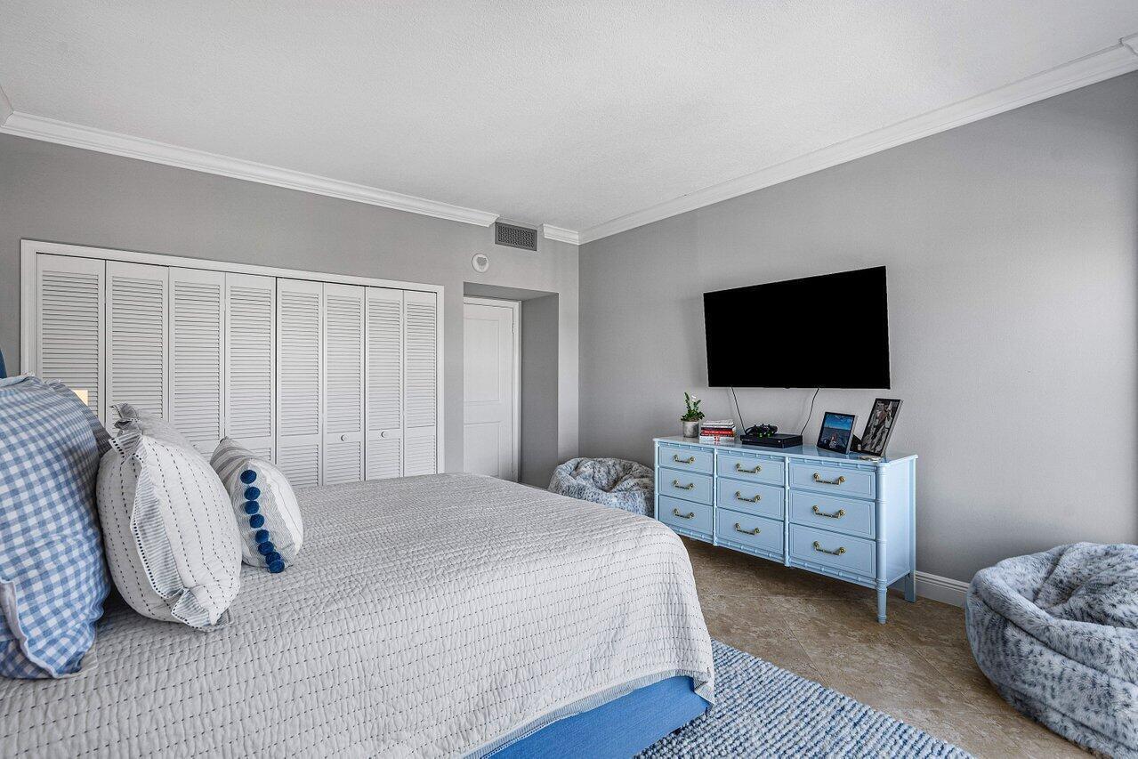 OLD PORT COVE CONDO FIVE - Residential