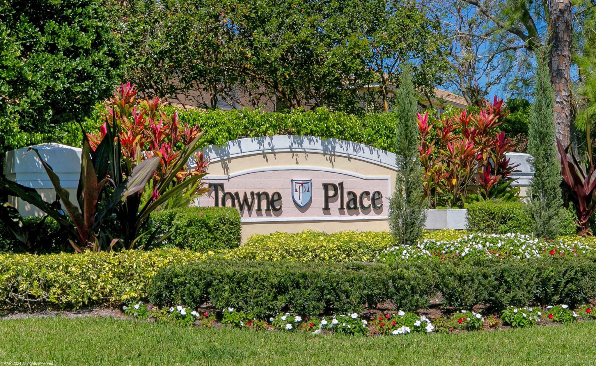 TOWNE PLACE - Residential