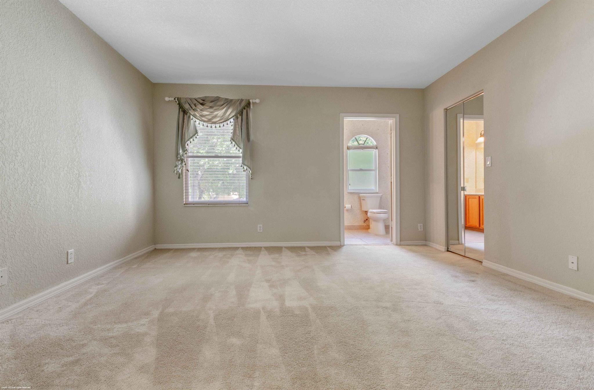 TOWNE PLACE - Residential