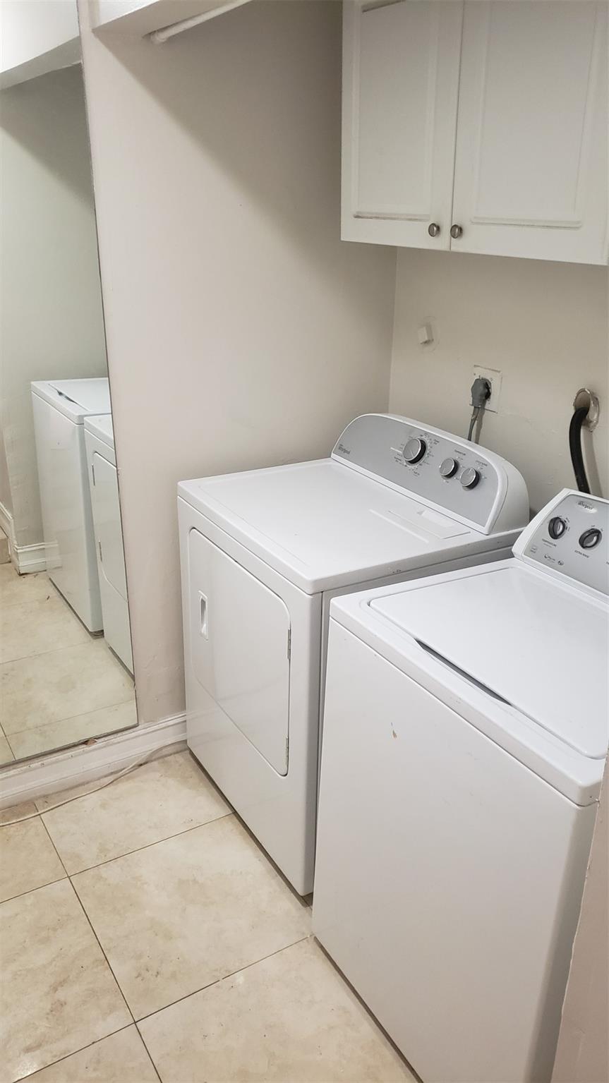 Townhouses At Jacaranda C - Residential Lease