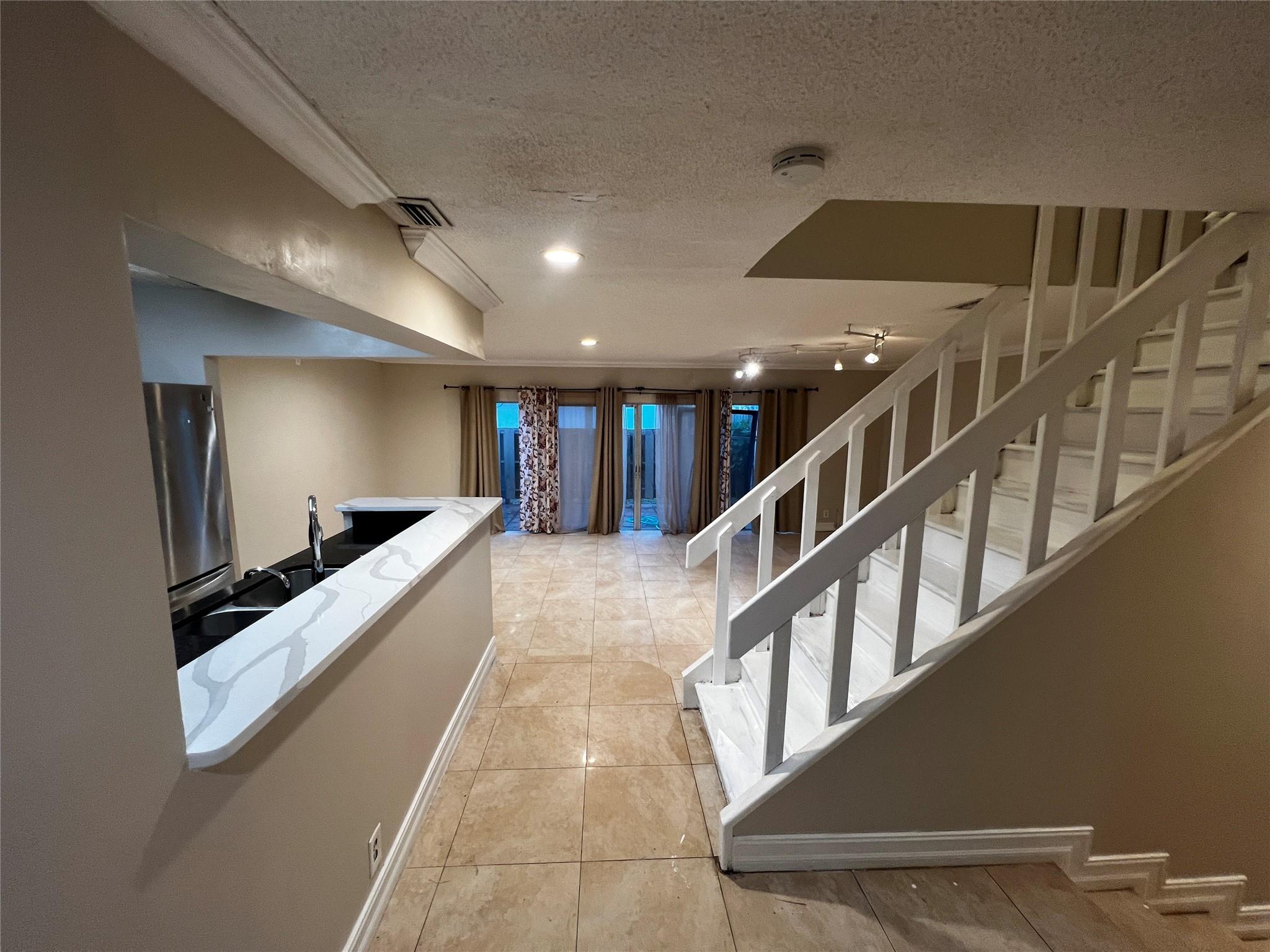 Townhouses At Jacaranda C - Residential Lease