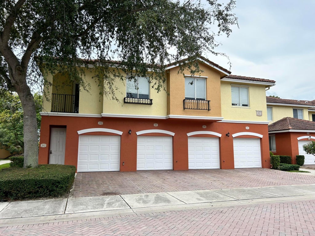 Photo of 47 SE SEDONA Circle #202, Stuart, FL 34994 (MLS # B26078709)