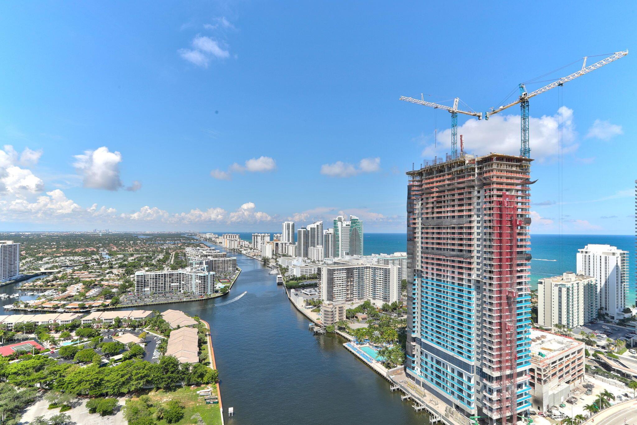 BEACHWALK CONDOMINIUM - Residential
