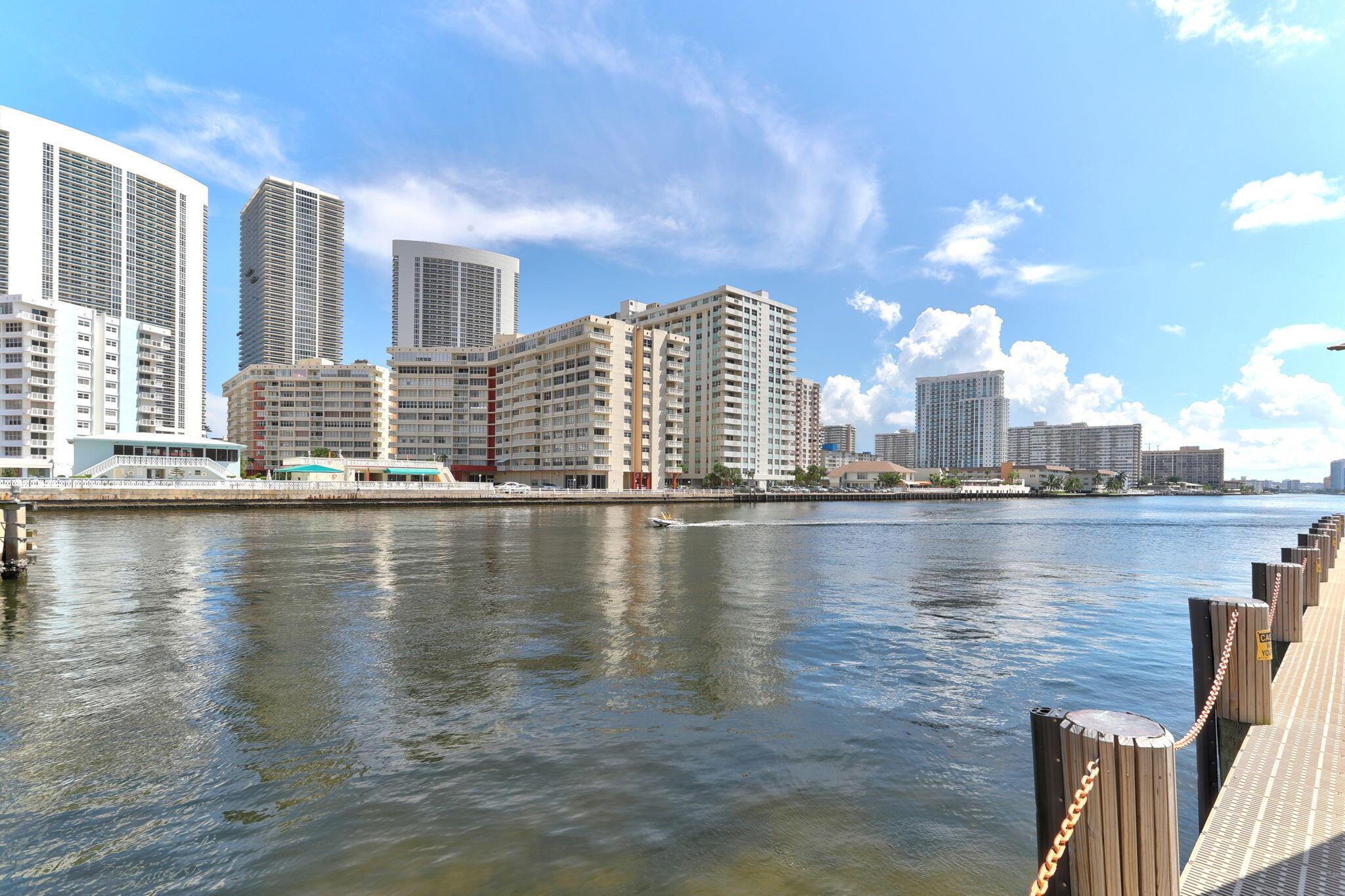 BEACHWALK CONDOMINIUM - Residential