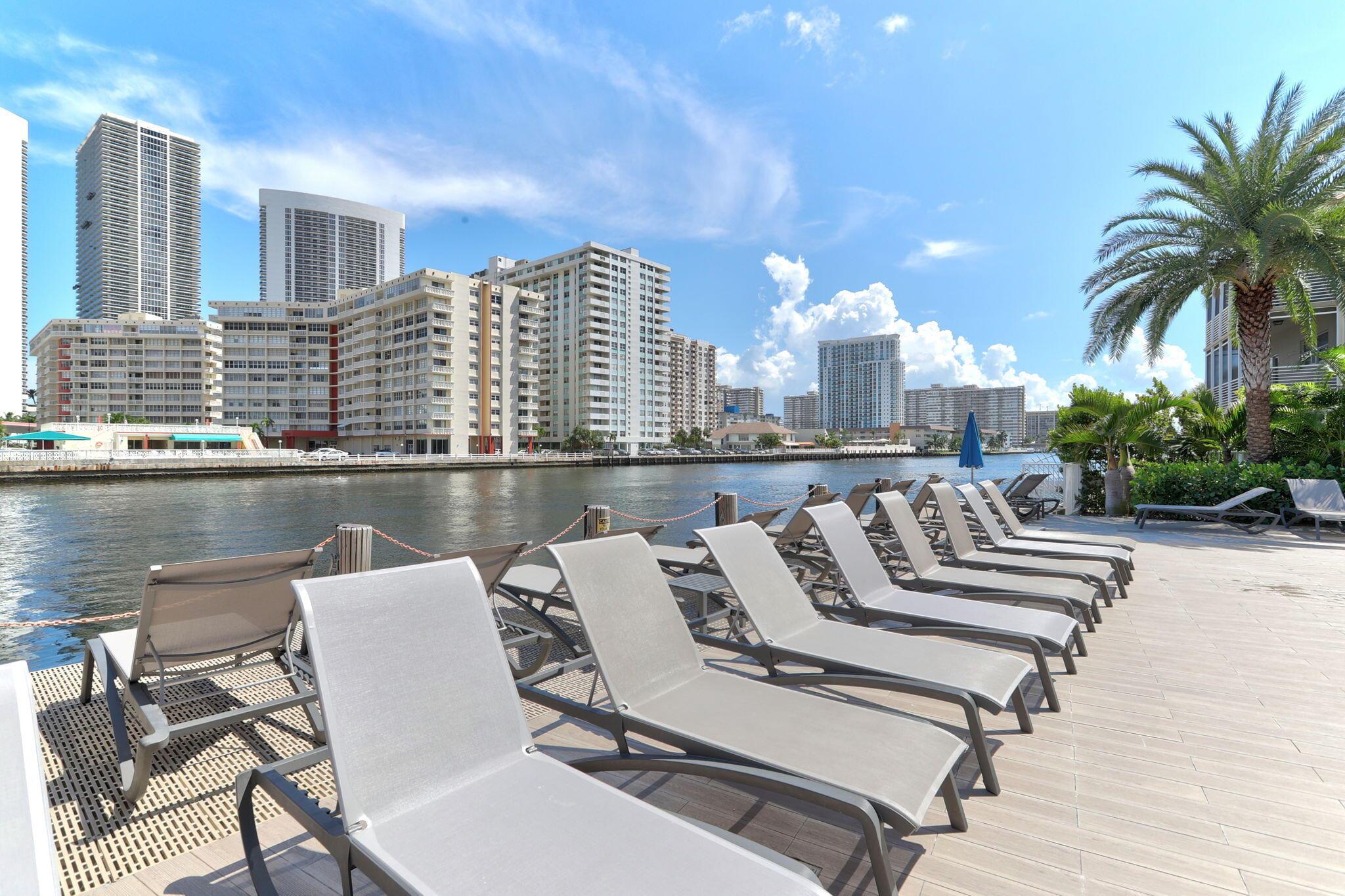 BEACHWALK CONDOMINIUM - Residential