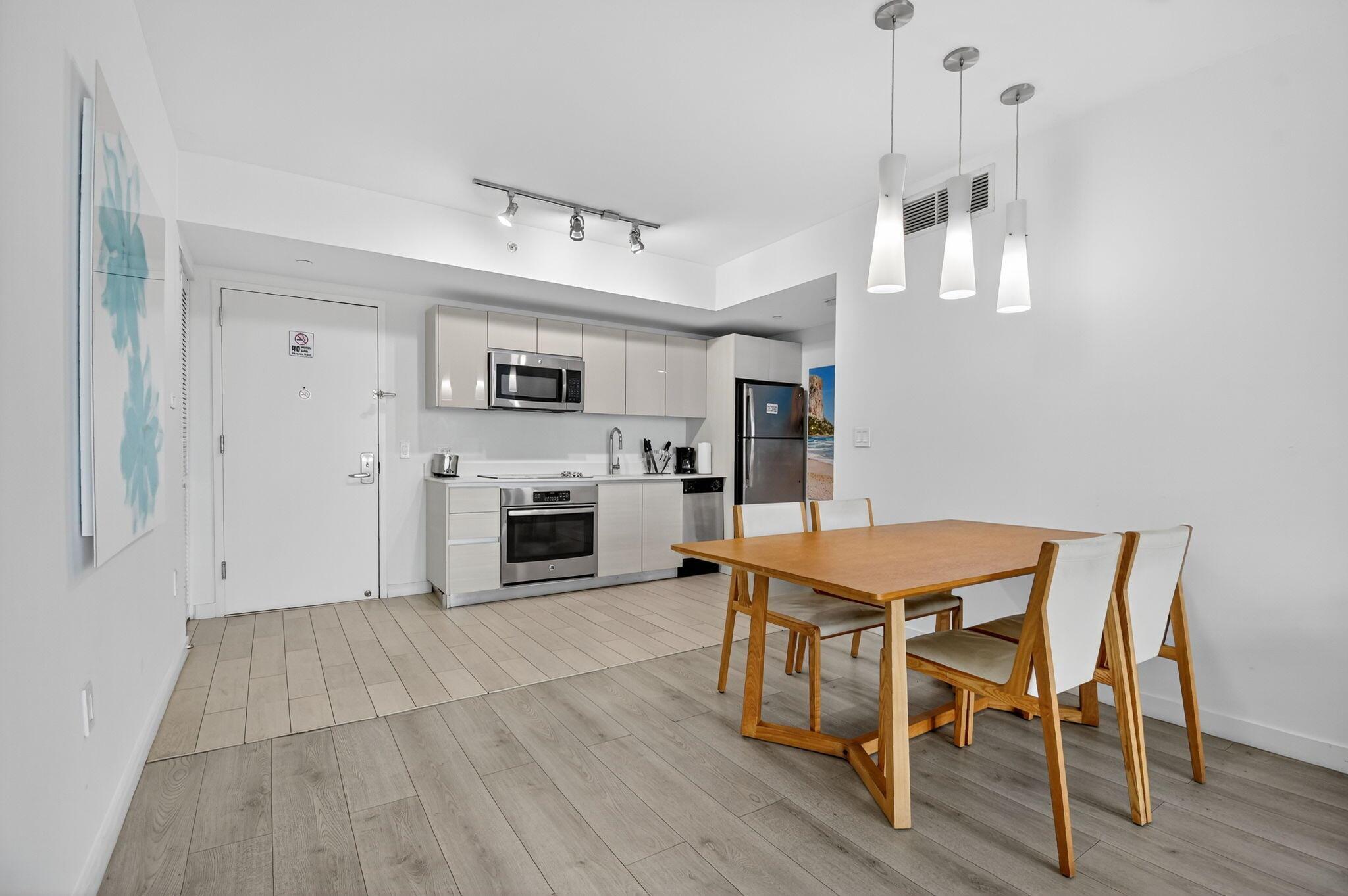 BEACHWALK CONDOMINIUM - Residential