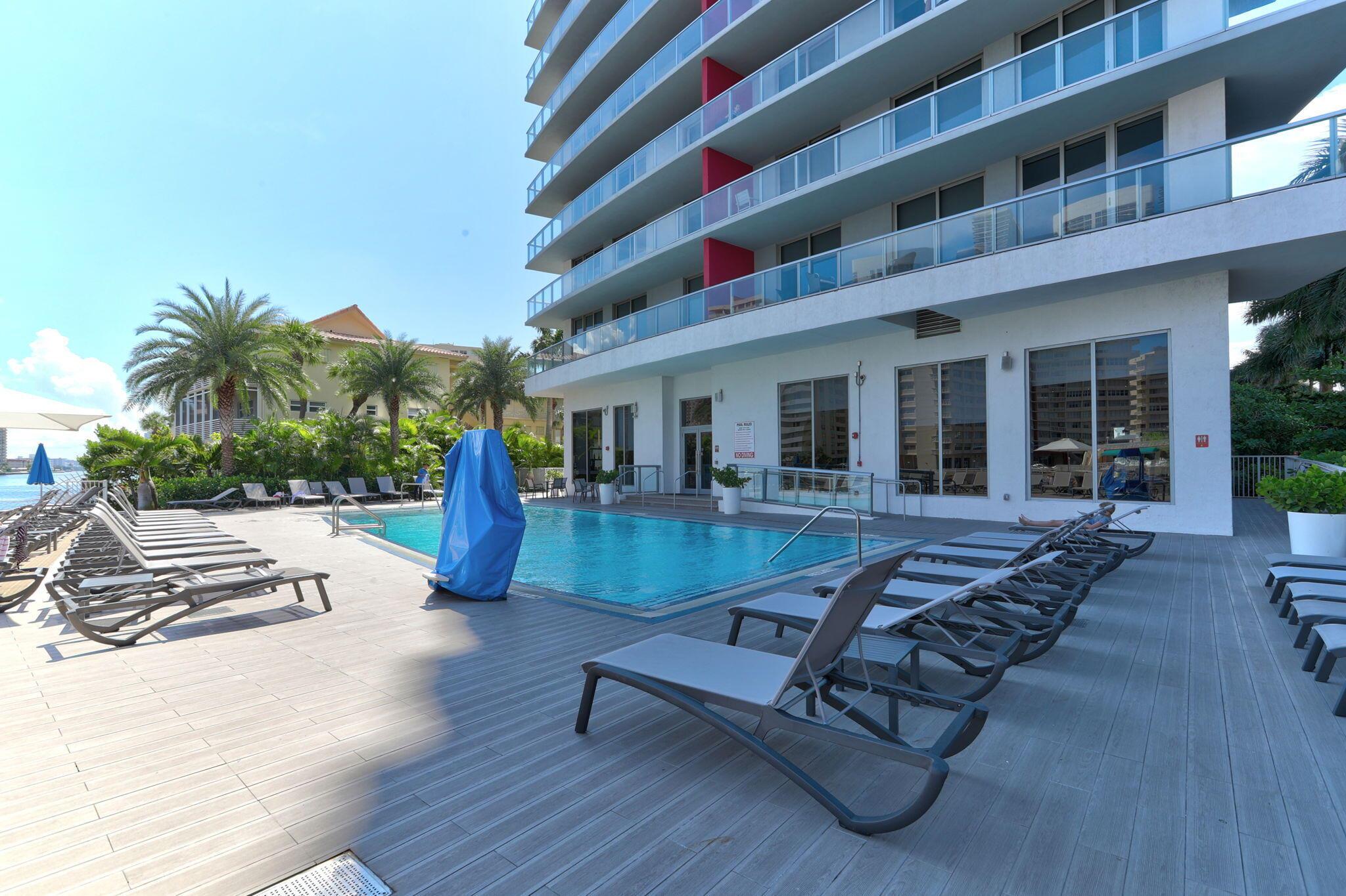 BEACHWALK CONDOMINIUM - Residential