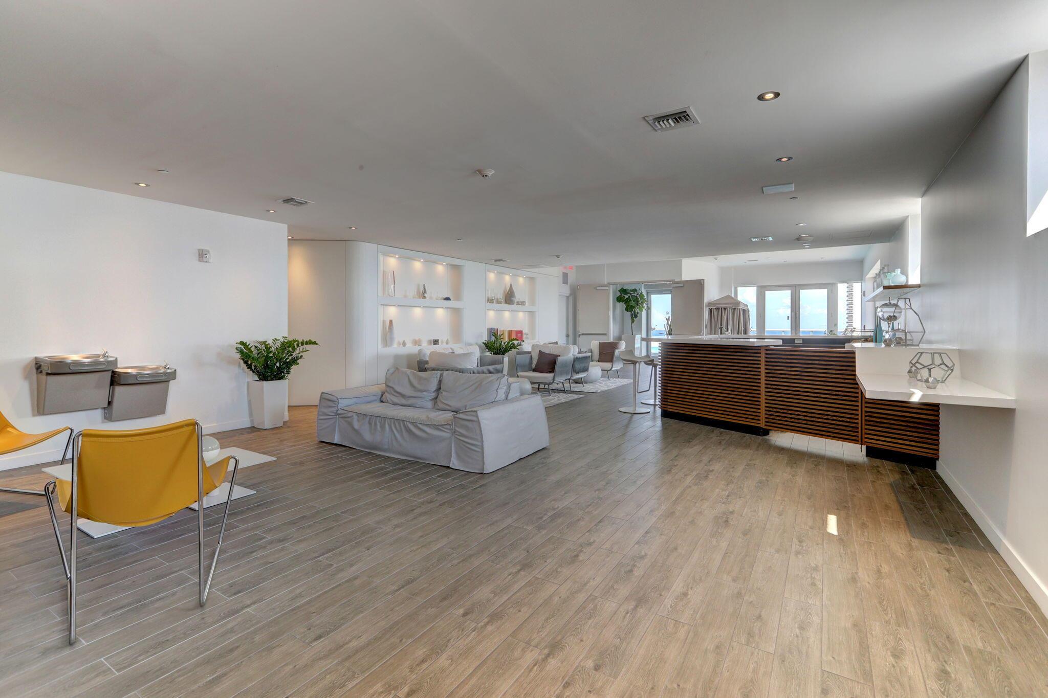 BEACHWALK CONDOMINIUM - Residential