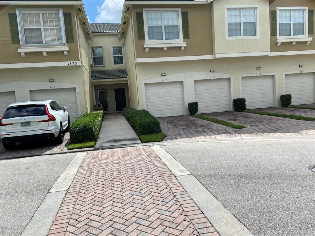 Photo of 1570 SE Sheffield Terrace #103, Stuart, FL 34994 (MLS # R10721845)