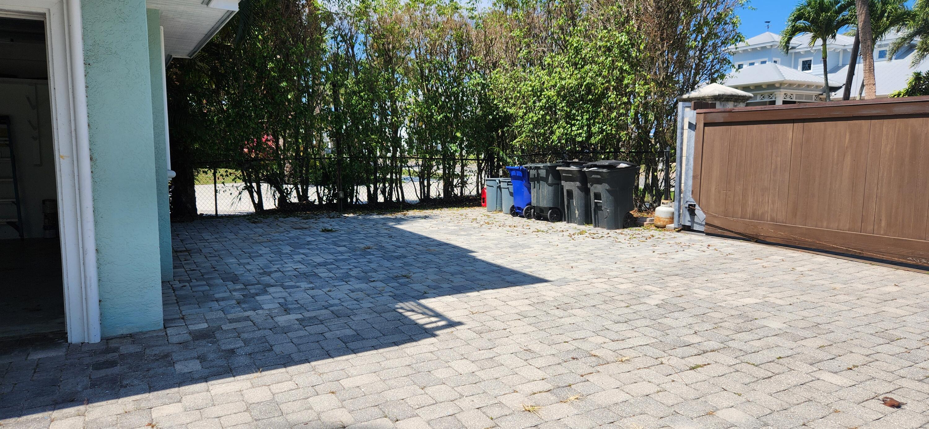 BAY ST LUCIE - Residential Lease