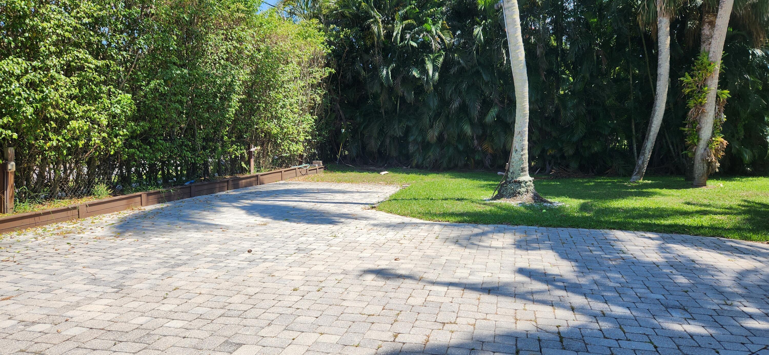BAY ST LUCIE - Residential Lease