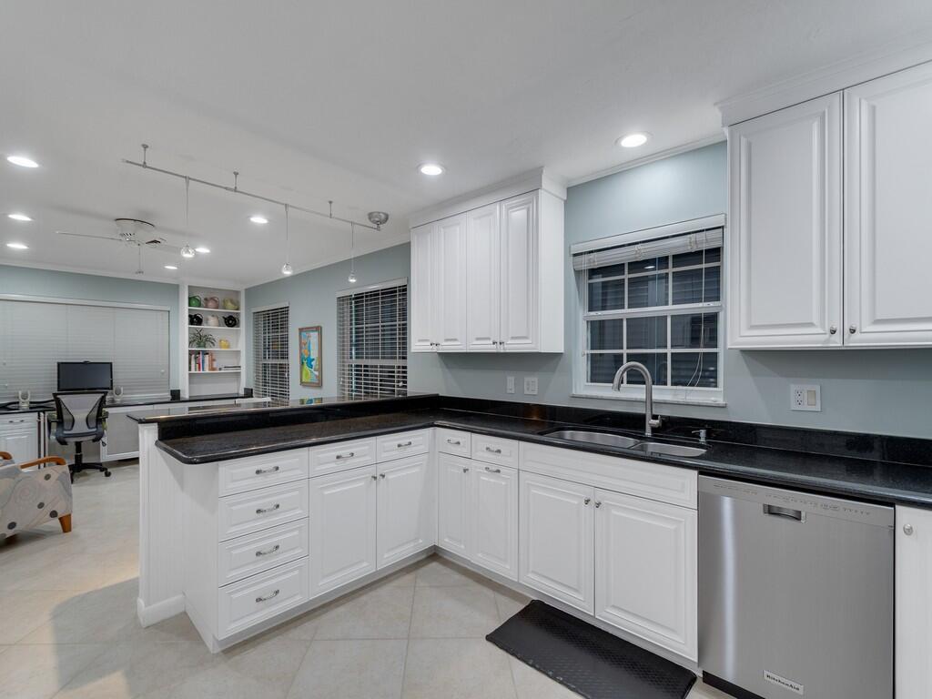MCANSH PARK - Residential