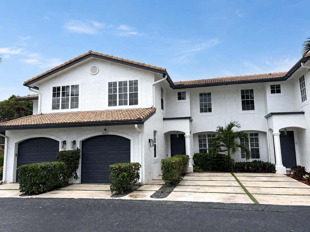Photo of 350 SW 8TH Street #2, Boca Raton, FL 33432 (MLS # B26060706)