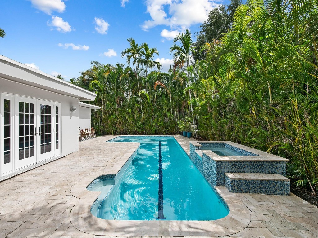 Macarthur Park 19-31 B - Residential