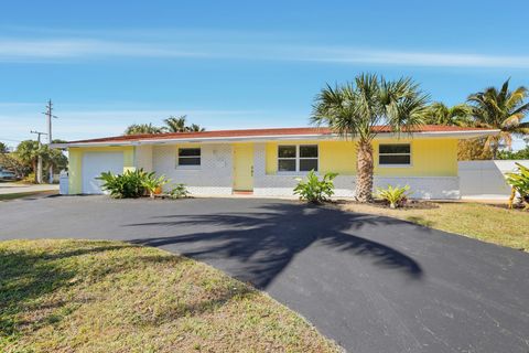 3 beds bed, 2 baths bath property at 301 wilma circle, riviera beach, fl 33404