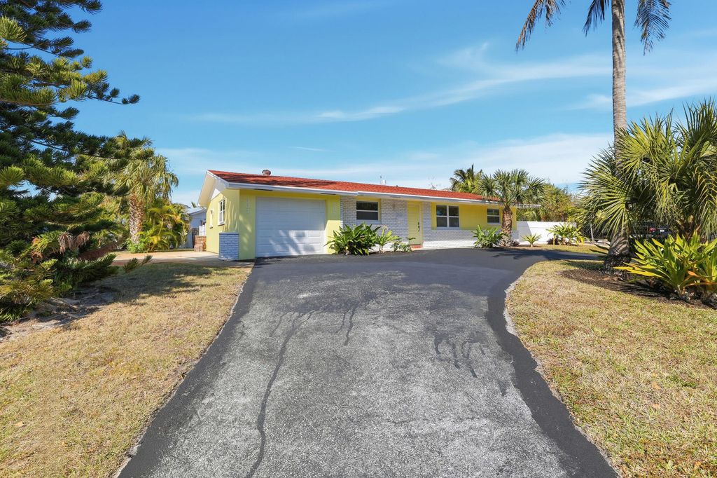 Photo of 301 Wilma Circle, Riviera Beach, FL 33404 (MLS # R11164006)