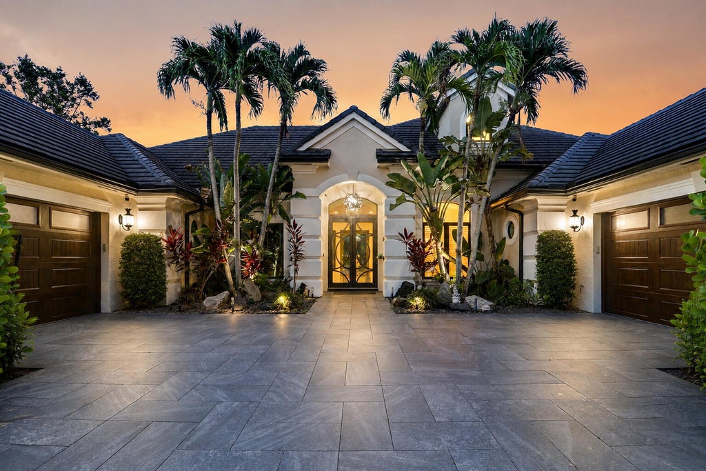 Photo of 18989 SE Windward Island Lane, Jupiter, FL 33458 (MLS # B26044449)