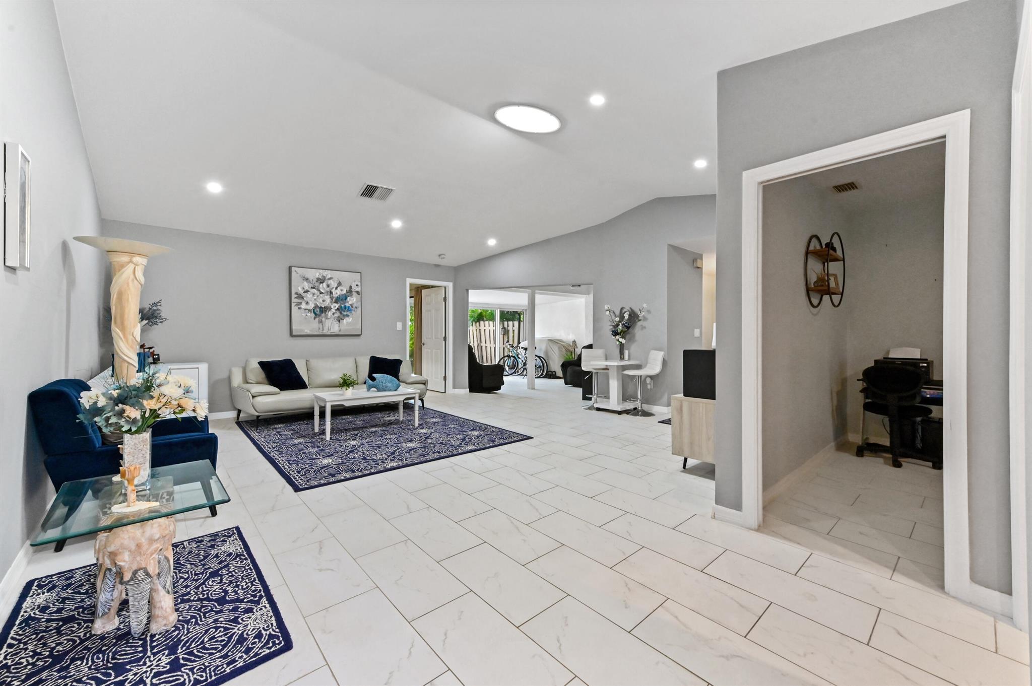 1325 NW 23rd Lane