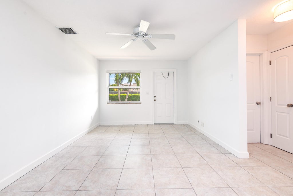 Photo of 121 SW 2nd Avenue, Boca Raton, FL 33432 (MLS # R11139151)