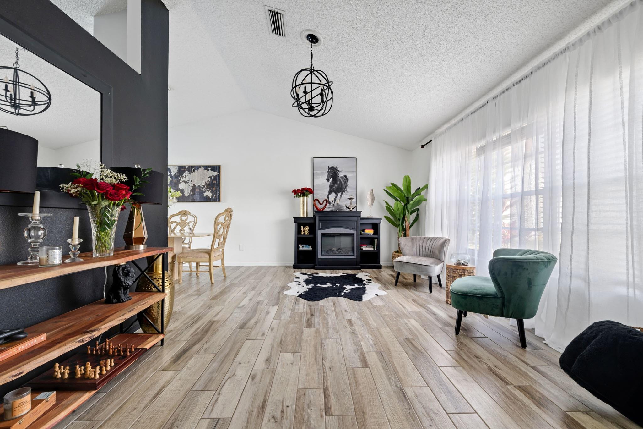 PORT ST LUCIE SECTION 33 - Residential