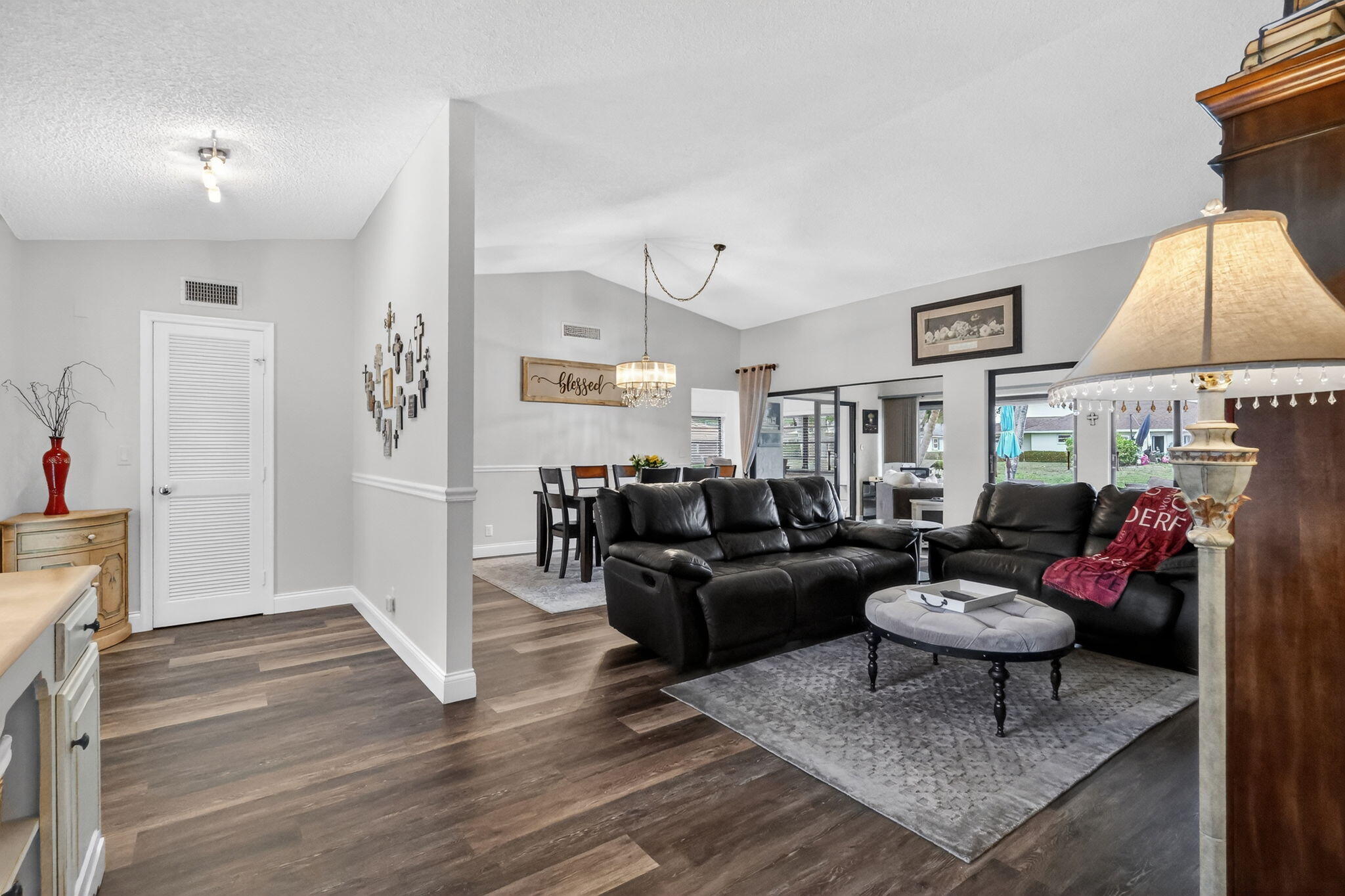 10659 Greentrail Drive S