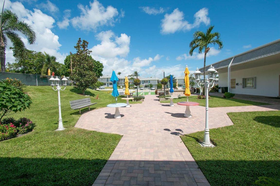 MURRY HILLS APT BLDG CONDO - Residential Lease