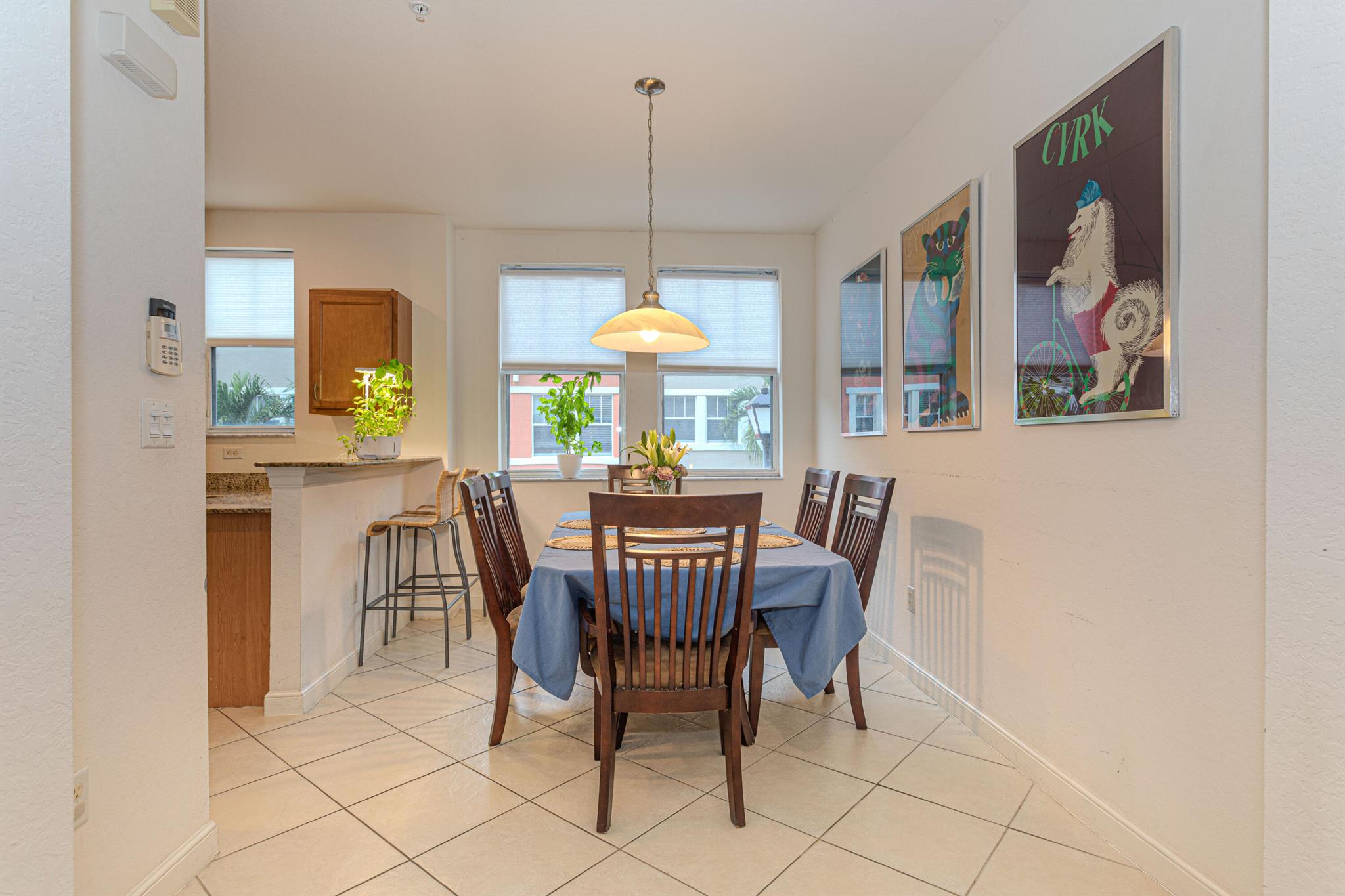 433 Amador Lane 1