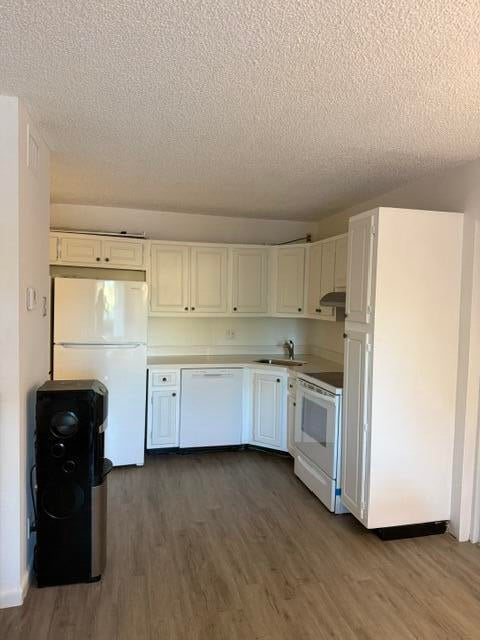 Photo of 1112 GREEN PINE Boulevard #C1, West Palm Beach, FL 33409 (MLS # B26082012)