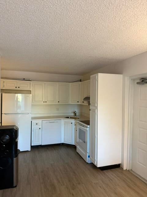 Photo of 1112 GREEN PINE Boulevard #C1, West Palm Beach, FL 33409 (MLS # B26082012)