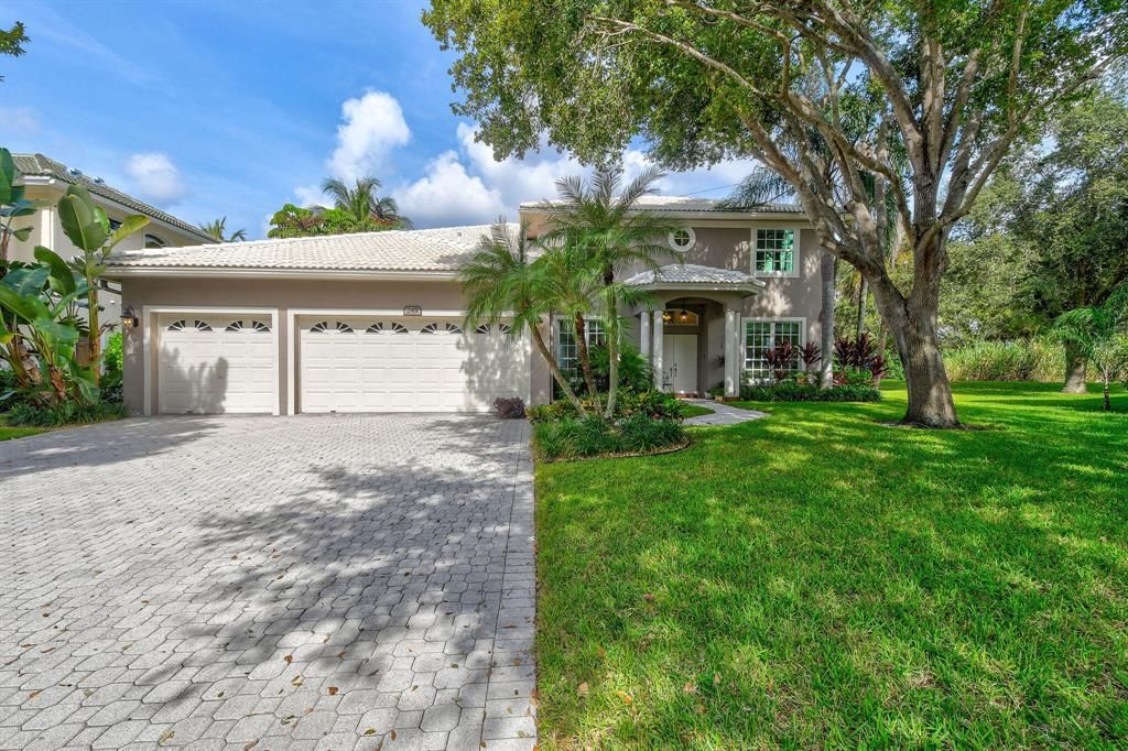 Photo of 249 Bluejay Lane, Jupiter, FL 33458 (MLS # R10751049)